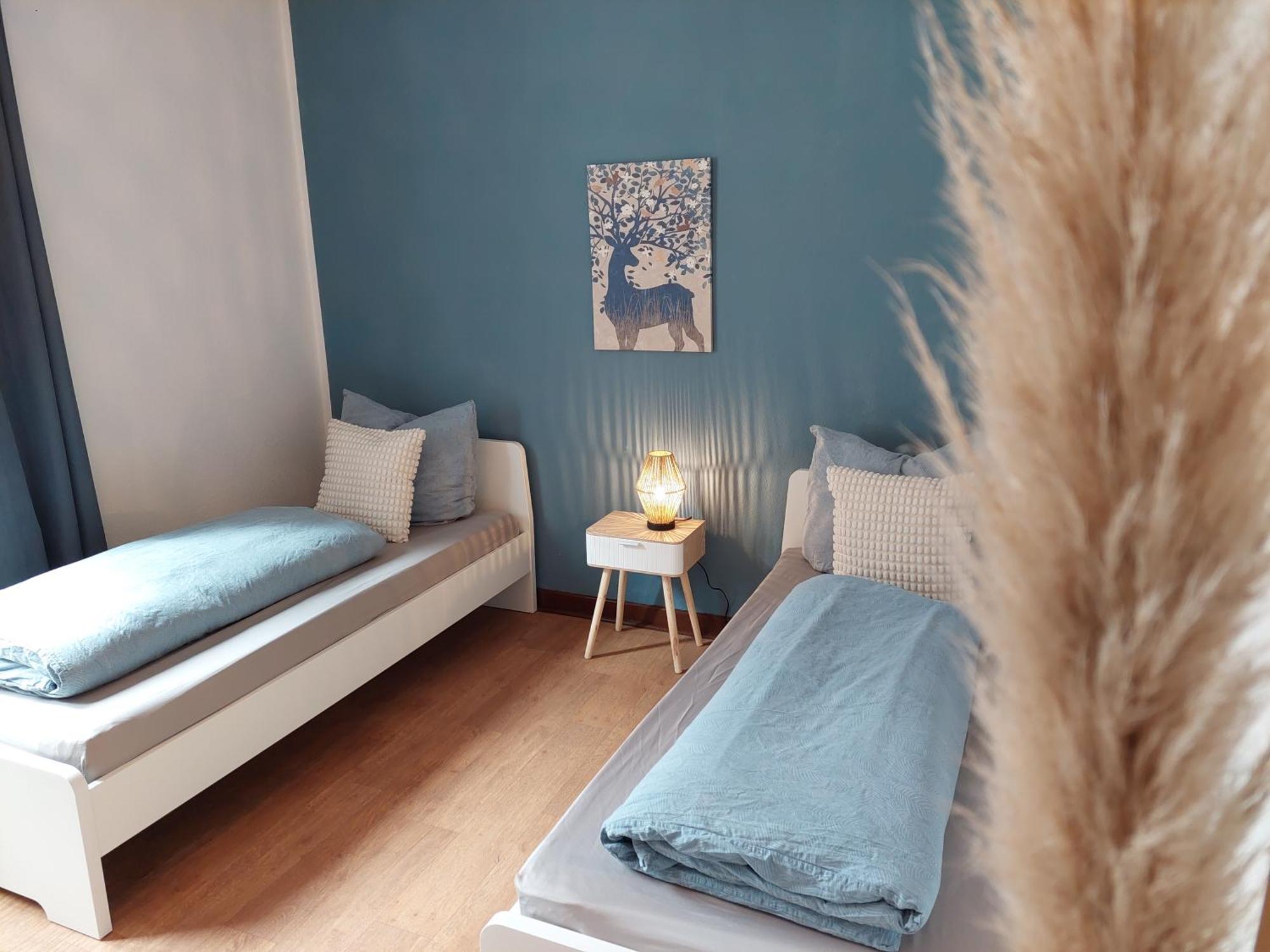 Cozy Home, 7 Beds, Wifi, Kitchen, Balcony, Bielefeld Center Ngoại thất bức ảnh