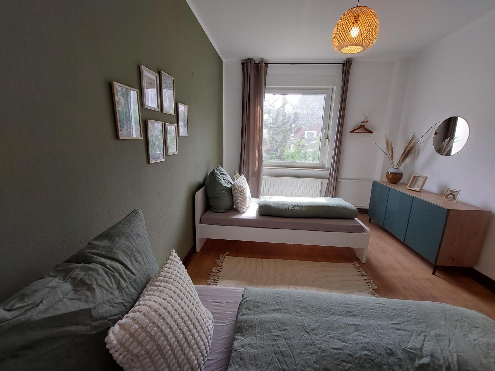 Cozy Home, 7 Beds, Wifi, Kitchen, Balcony, Bielefeld Center Ngoại thất bức ảnh