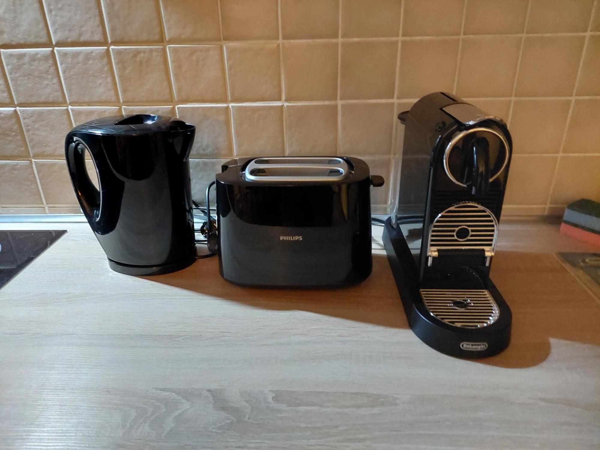 Cozy Home, 7 Beds, Wifi, Kitchen, Balcony, Bielefeld Center Ngoại thất bức ảnh